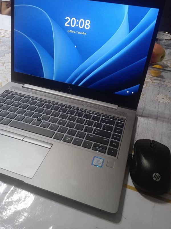 Komputer (Noutbuk) HP Zbook 2024 Komputer (Noutbuk) HP Zbook 2024