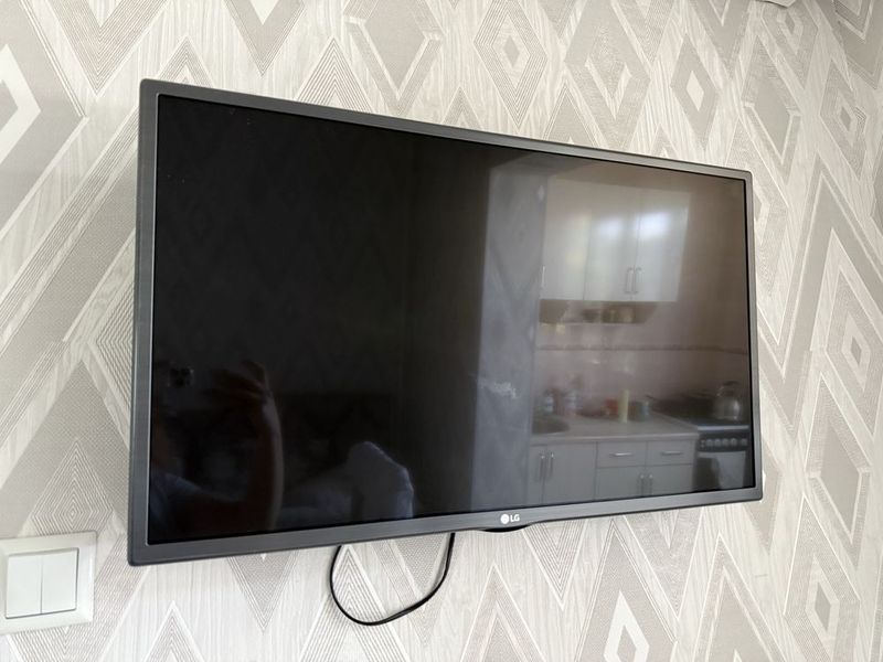 LG b/u tv sotiladi. LG b/u tv sotiladi.