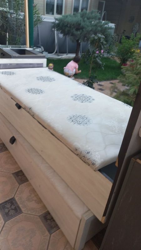 Срочно продаётся детская спальные кровати Срочно продаётся детская спальные кровати