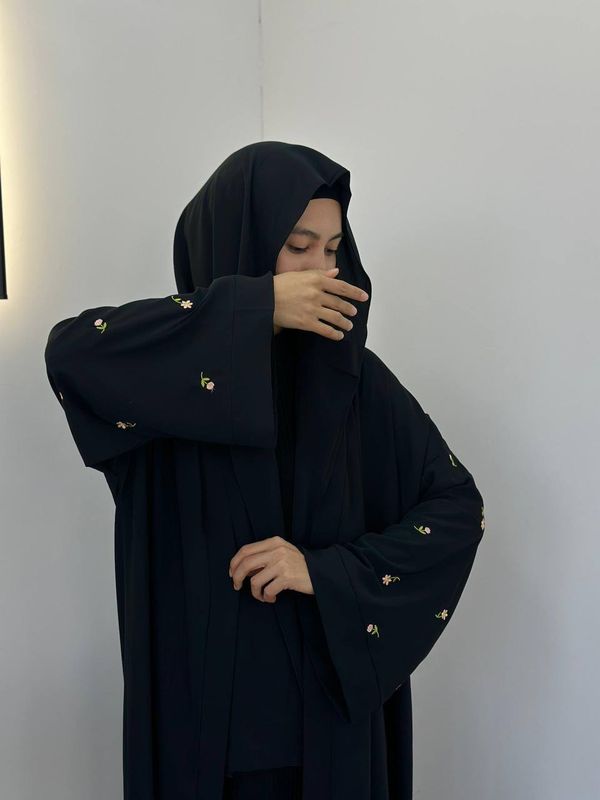 Abaya+baza ko’ylak+sharf+belbog’ Abaya+baza ko’ylak+sharf+belbog’