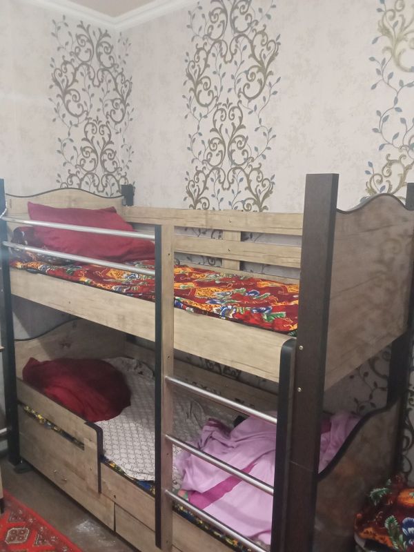 Divan detski sotiladi Divan detski sotiladi