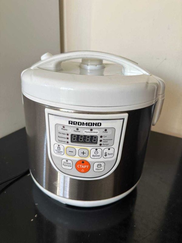 Продам мультиварку Продам мультиварку
