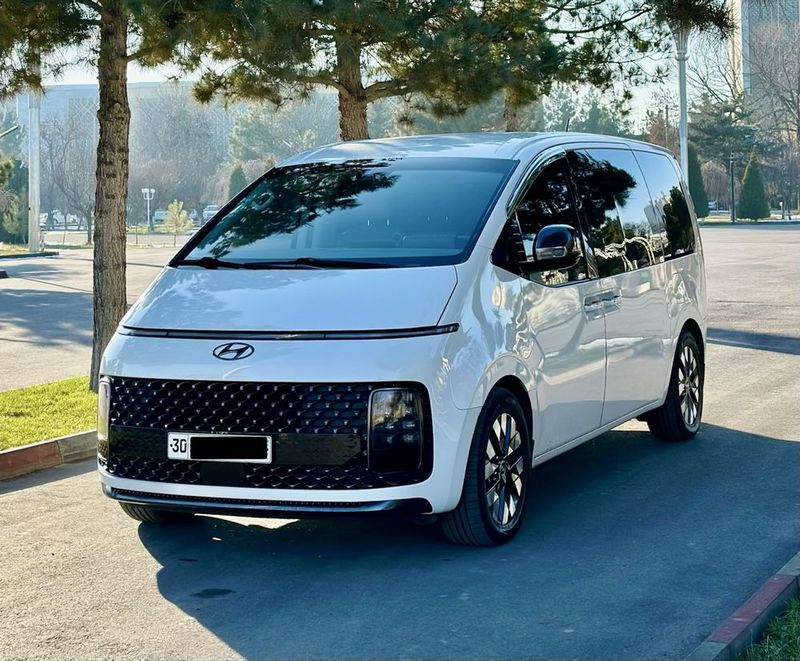 Hyundai Staria Lounge