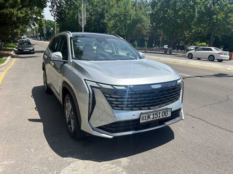 Продаю Geely Atlas L