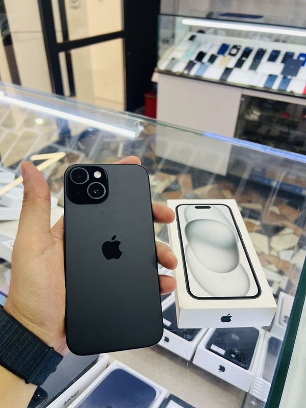 iPhone 15 128 gb black yengide 99% iPhone 15 128 gb black yengide 99%