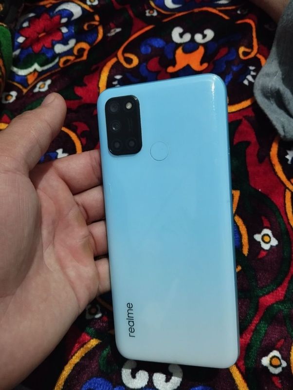 Realme 7 i telefoni sotiladi