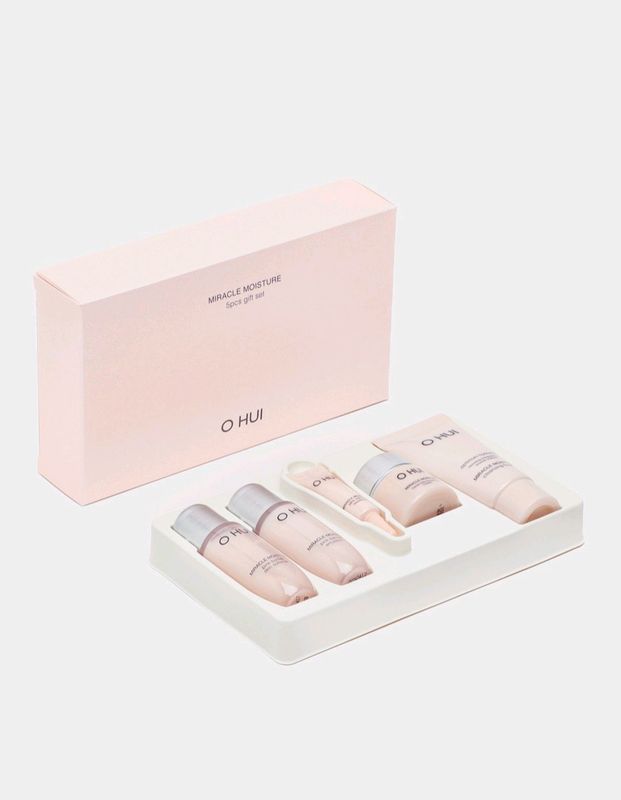O HUI Miracle Moisture mine set O HUI Miracle Moisture mine set