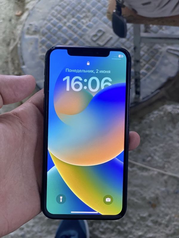 Iphone x 64 pamit 81 %holati idiyal Iphone x 64 pamit 81 %holati idiyal