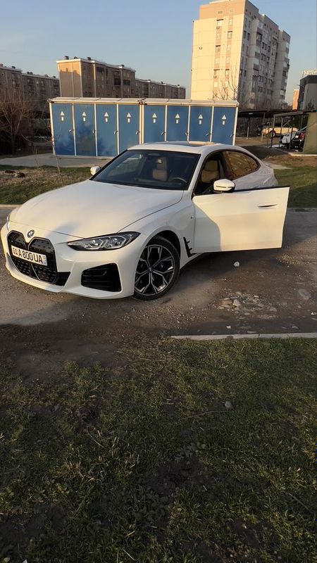 BMW i4 eDrive 40L