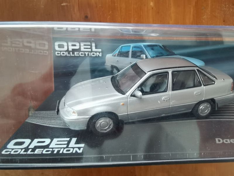 Модель масштаб 1:43 Daewoo nexia 1 Модель масштаб 1:43 Daewoo nexia 1