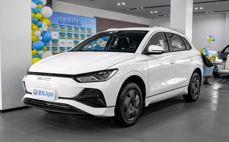 BYD E2 Luxry 2025 Белый новый в наличии