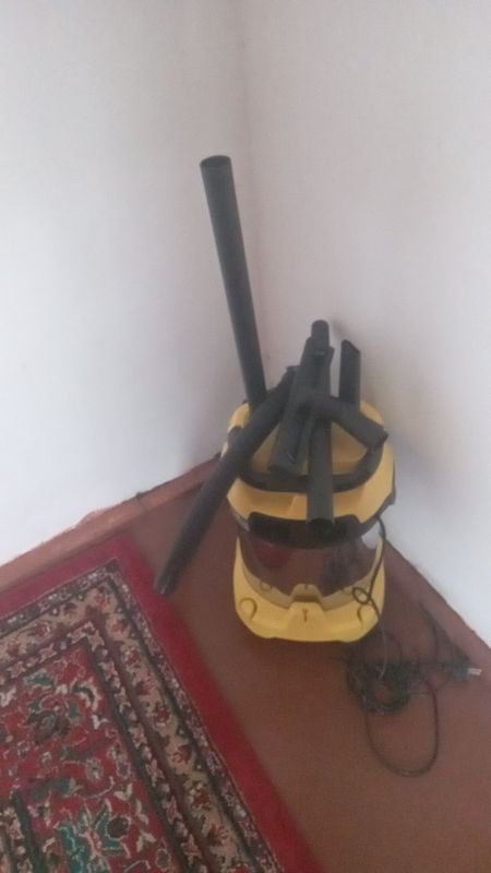 Karcher plisosi sotiladi Karcher plisosi sotiladi