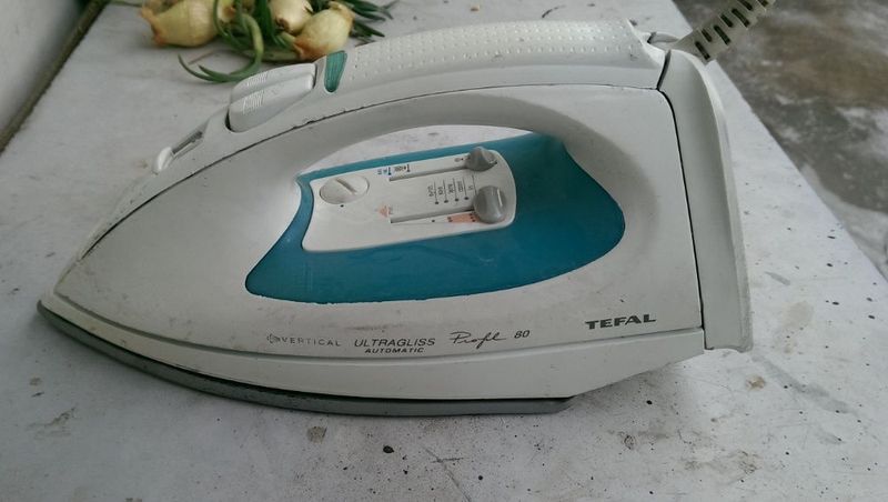 утюг нерабочий Tefal