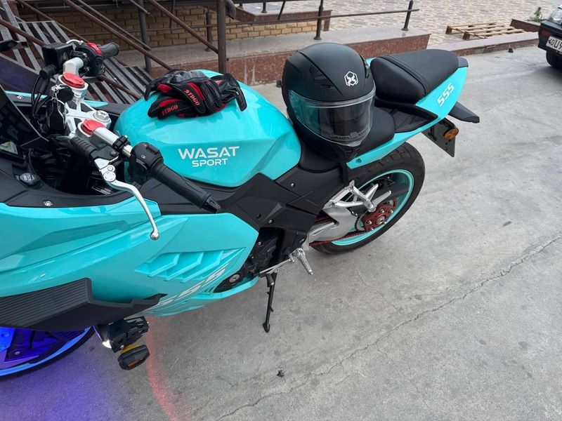 Moto sotiladi xolati zor Moto sotiladi xolati zor