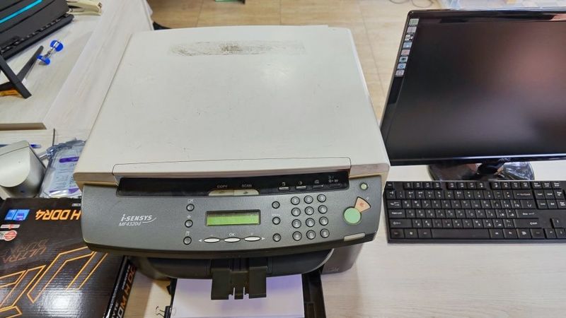 Canon Mf4220d sotiladi Canon Mf4220d sotiladi