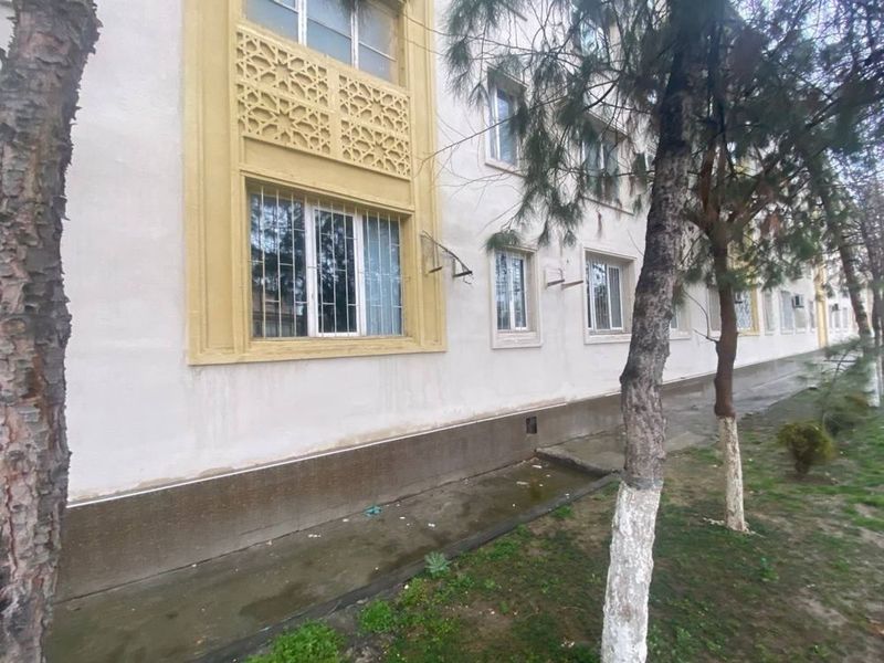 ПРОДАЕТСЯ нежилое Помещение Ор-р Глика ГАИ ПРОДАЕТСЯ нежилое Помещение Ор-р Глика ГАИ
