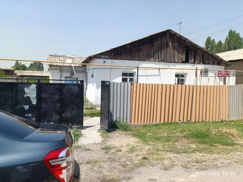 Продаётся дом. Юкори-Чирчикский р-н к/з Правда Продаётся дом. Юкори-Чирчикский р-н к/з Правда