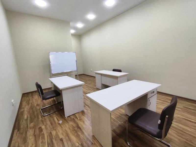 Аренда 1 комната 30м2 под офис, Метро НОВЗА, 30долл за м2, Звоните!!! Аренда 1 комната 30м2 под офис, Метро НОВЗА, 30долл за м2, Звоните!!!