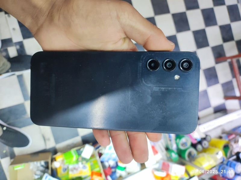 Samsung a14 srochna sotiladi Samsung a14 srochna sotiladi