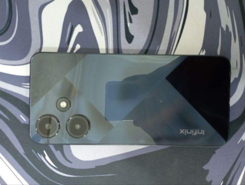 Infinix hot 30i 8/128 Infinix hot 30i 8/128