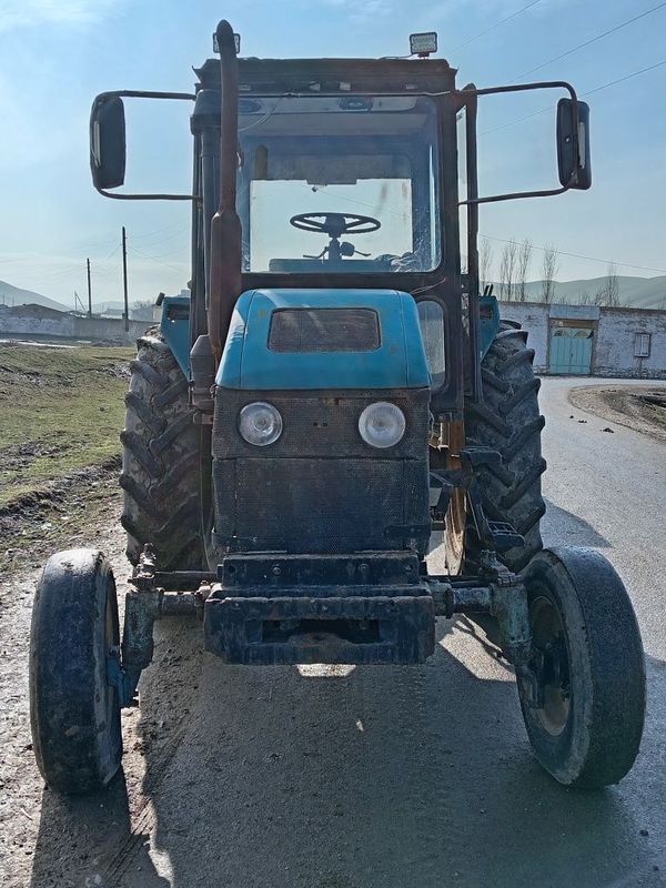 TTZ traktor pres aparati bilan kamplek sotiladi