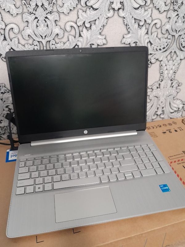 Hp core i3. 12 avlod