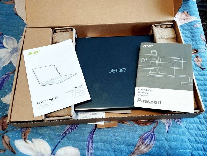 Acer noutbuk sotiladi