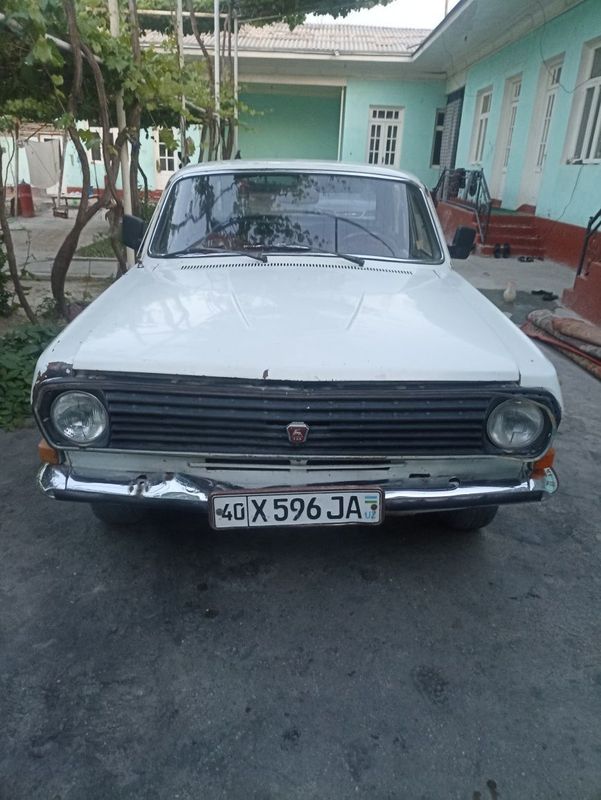 Vaz 24 10 qumtepa sotiladi