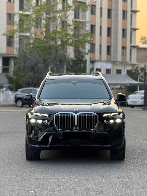 BMW X7 xDrive40i возможно приобрести в рассрочку или обменять BMW X7 xDrive40i возможно приобрести в рассрочку или обменять