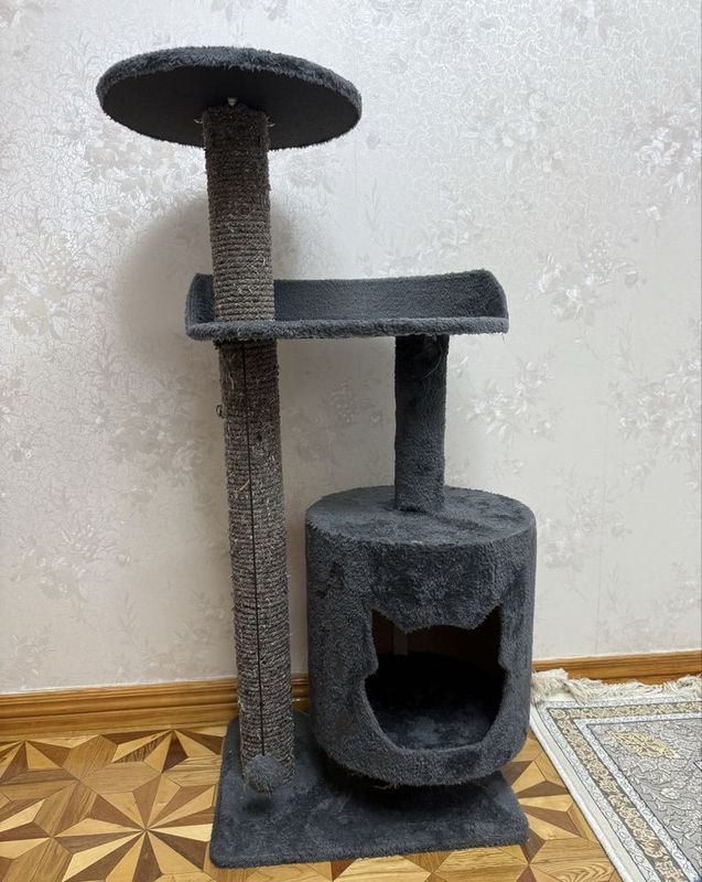 Б/у домик для кошек