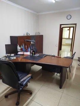 Метро Буюк Ирак Йули 1этаж 71м² 1кабинет+40м² полуподвал в доль дороги Метро Буюк Ирак Йули 1этаж 71м² 1кабинет+40м² полуподвал в доль дороги