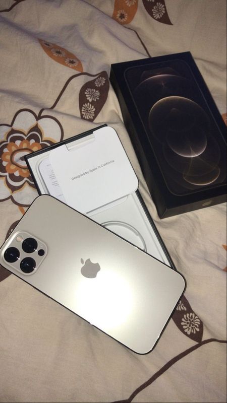 IPhone 12 pro с гарантией Нужны деньги срочнооо