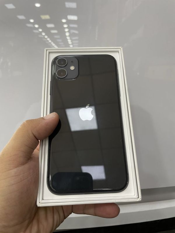 Iphone 11 qora karobkaliy Iphone 11 qora karobkaliy
