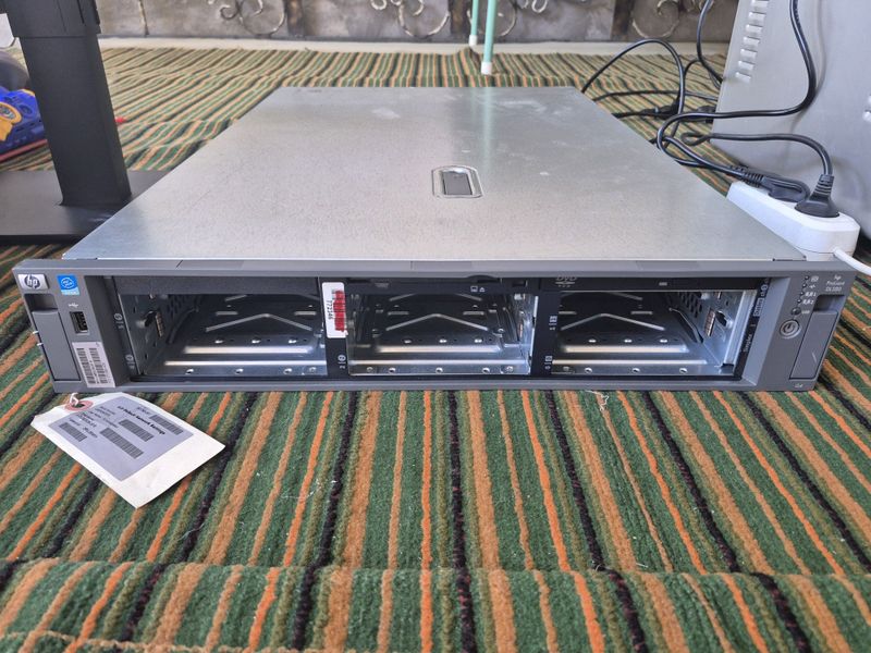 Сервер HP ProLiant DL380 G4
