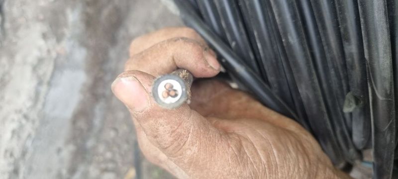 Metallom metallom olib ketamiz yuqari narxlarda