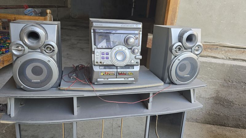 Muzikalniy sentr Muzikalniy sentr