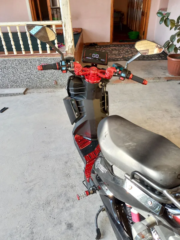 Skutr kafolati bilan Skutr kafolati bilan