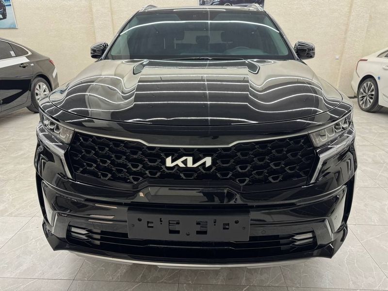 Kia sarento 2023 yil sotiladi Kia sarento 2023 yil sotiladi