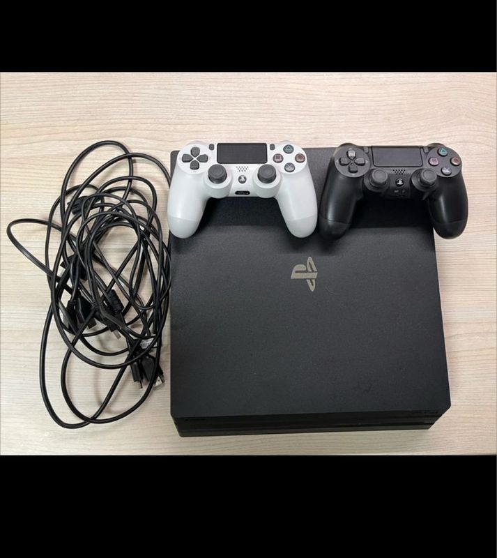 Playstation 4 pro 11.00 Playstation 4 pro 11.00