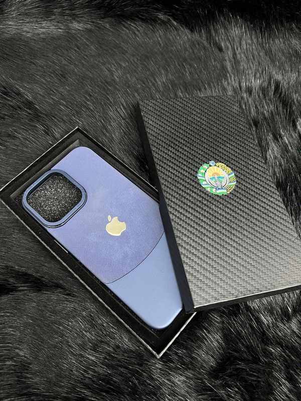 Iphone 13 pro max chexol