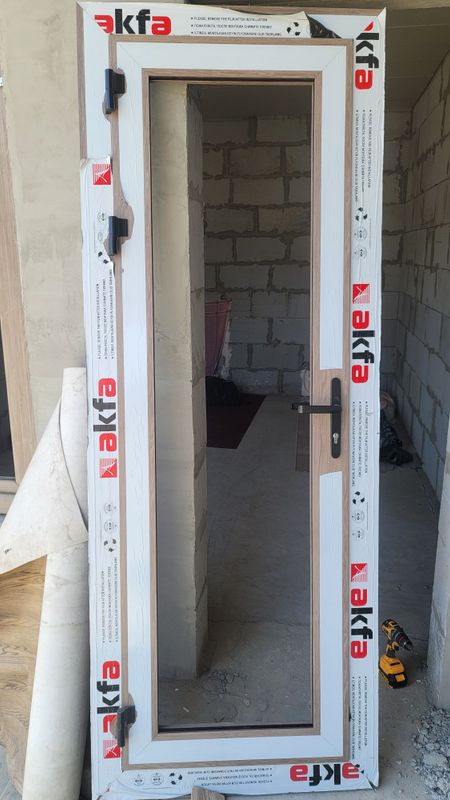 Akfa eshik 2,4 × 0,9 m Akfa eshik 2,4 × 0,9 m