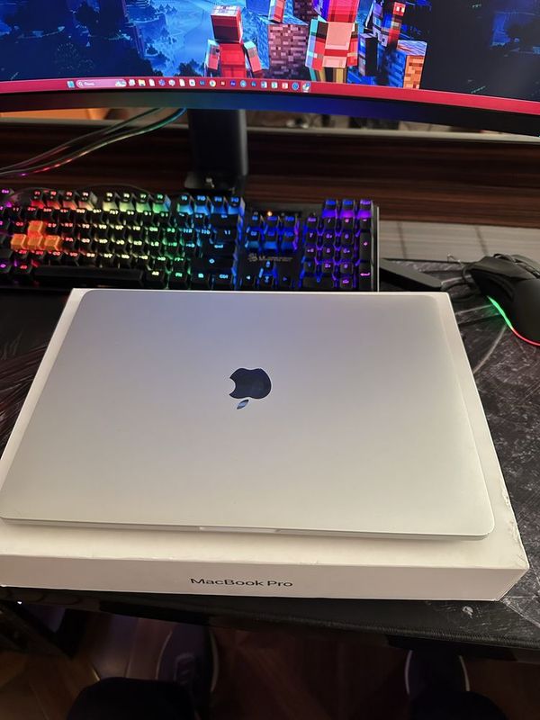 Macbook pro m2 8/512gb Macbook pro m2 8/512gb