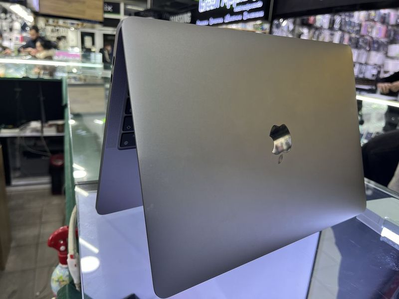 Macbook pro m1 13 inch