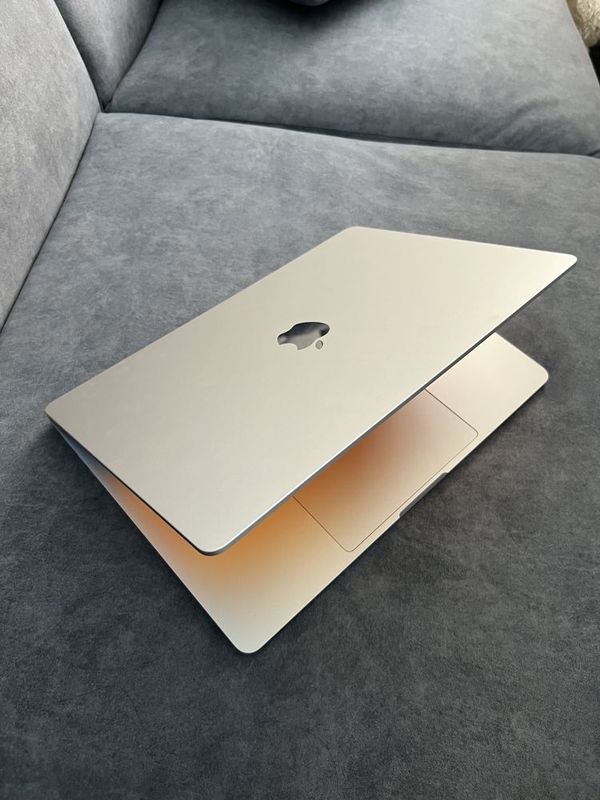 Macbook m2 sotiladi Macbook m2 sotiladi