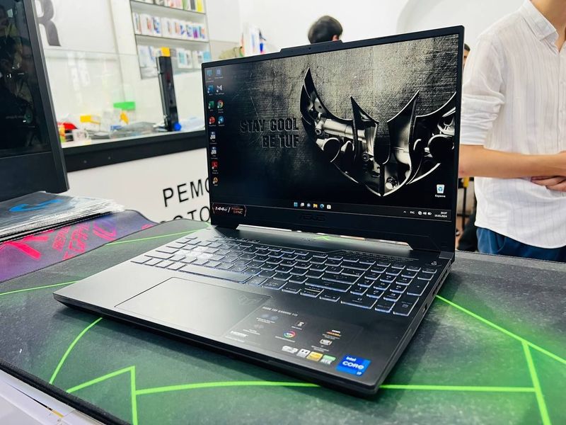 Продам игровой ноутбук Asus Tuf Gaming F17 в отличном состоянии .э Продам игровой ноутбук Asus Tuf Gaming F17 в отличном состоянии .э