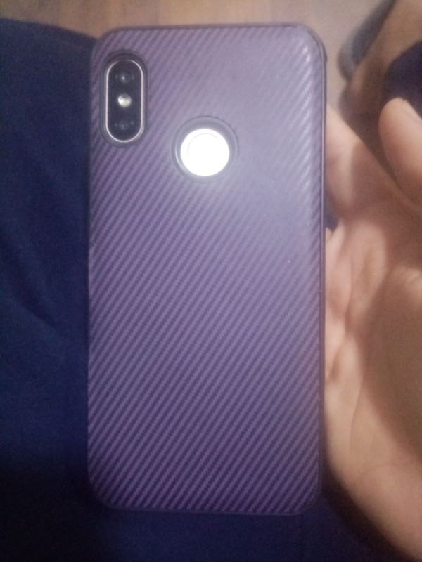 nomi redmi steklo singa xotira 32GB nomi redmi steklo singa xotira 32GB
