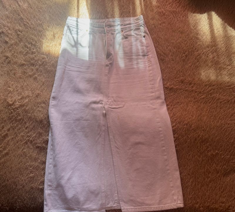 Продается белая джинсовая юбка ZARA