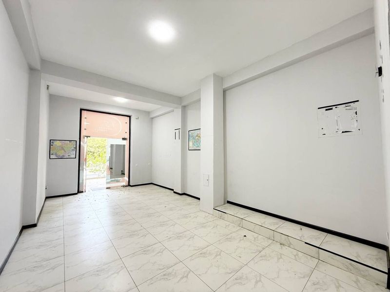Nijiloy sotiladi olmazor rayona novostroyka 1-etaj 54m² Nijiloy sotiladi olmazor rayona novostroyka 1-etaj 54m²