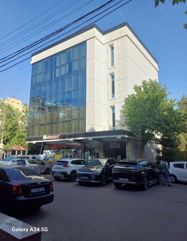 Ареда Офис центр города на айбек 900$ Ареда Офис центр города на айбек 900$