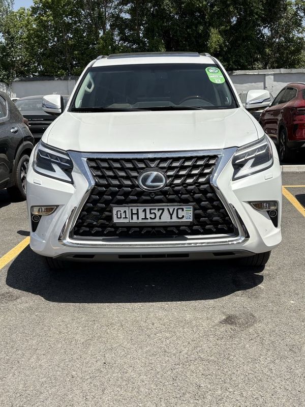 Lexus 2014 Yil prabeg 117000 Km kraska top toza Lexus 2014 Yil prabeg 117000 Km kraska top toza